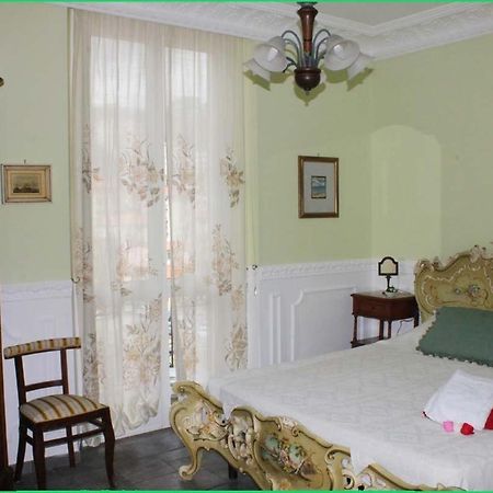 Bed And Breakfast Sopranos La Spezia Buitenkant foto