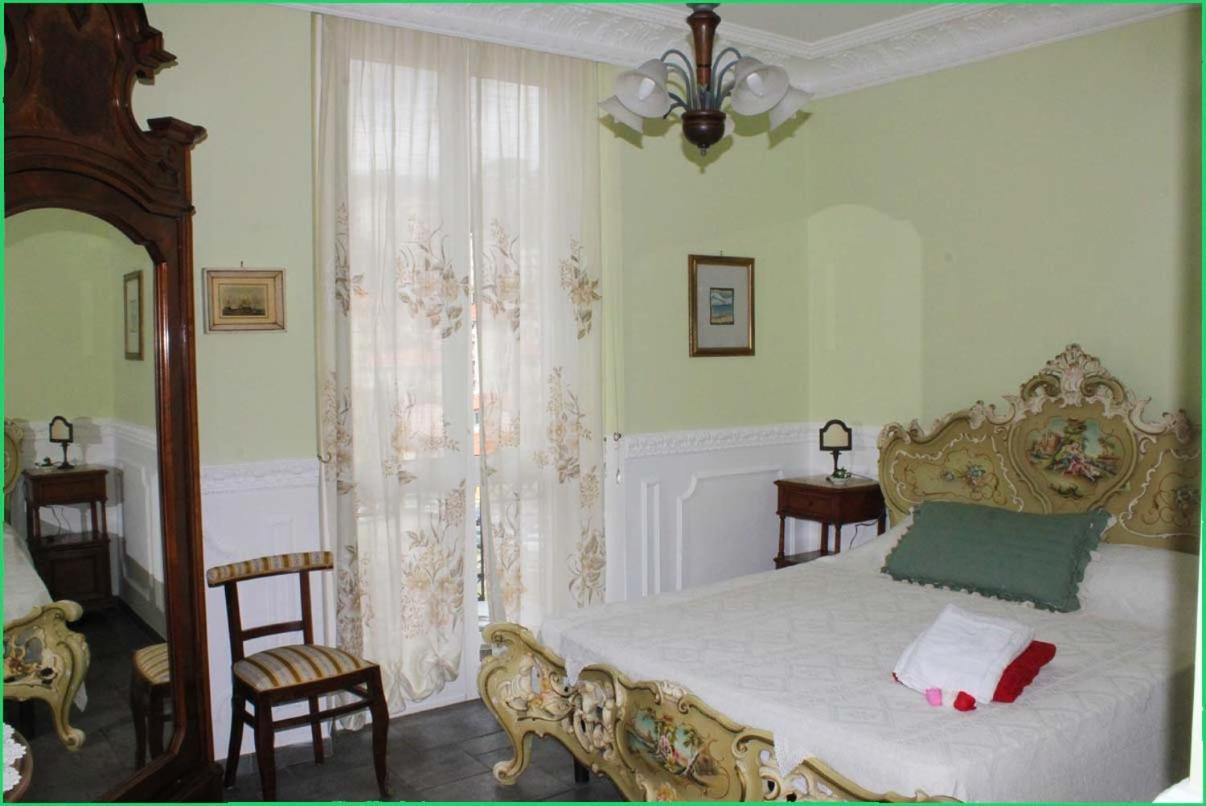 Bed And Breakfast Sopranos La Spezia Buitenkant foto